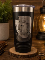 Custom engraved 20oz tumbler with lizard design – personalized gift example